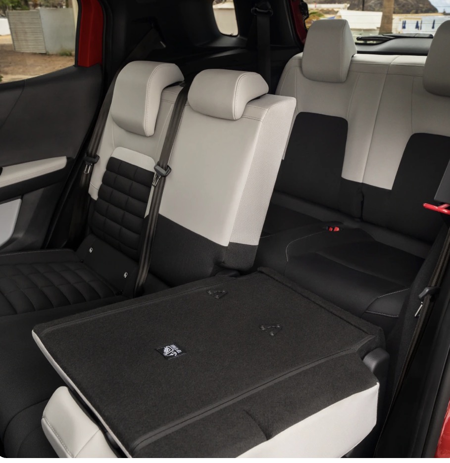 NEW CITROËN C3 AIRCROSS HYBRID　デビュー！