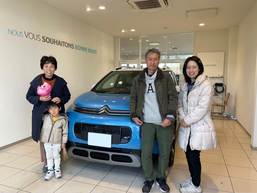 岡本様、Ｃ３AIRCROSSのご納車おめでとうございます！