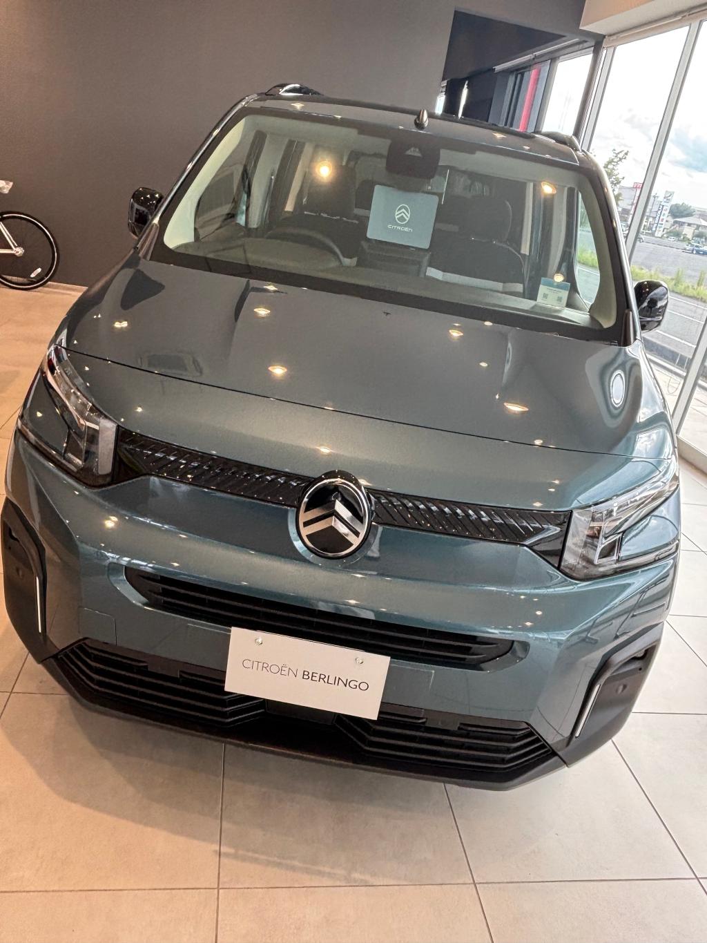 ショールームの展示車を入れ替えました🚗✨