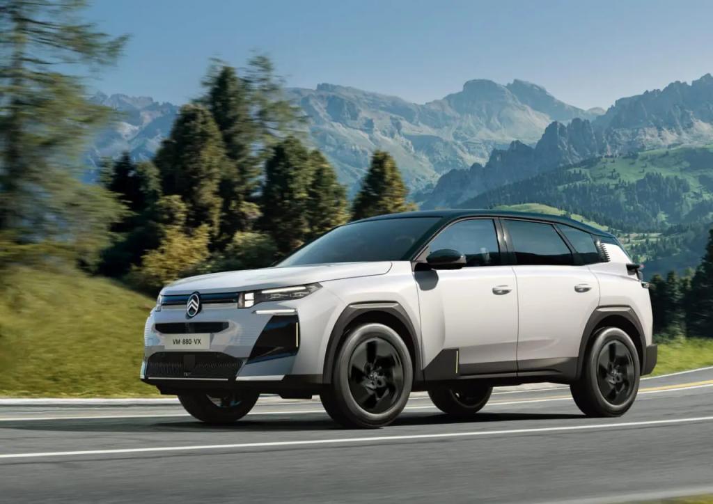 🎊NEW　C5　AIRCROSS🎊