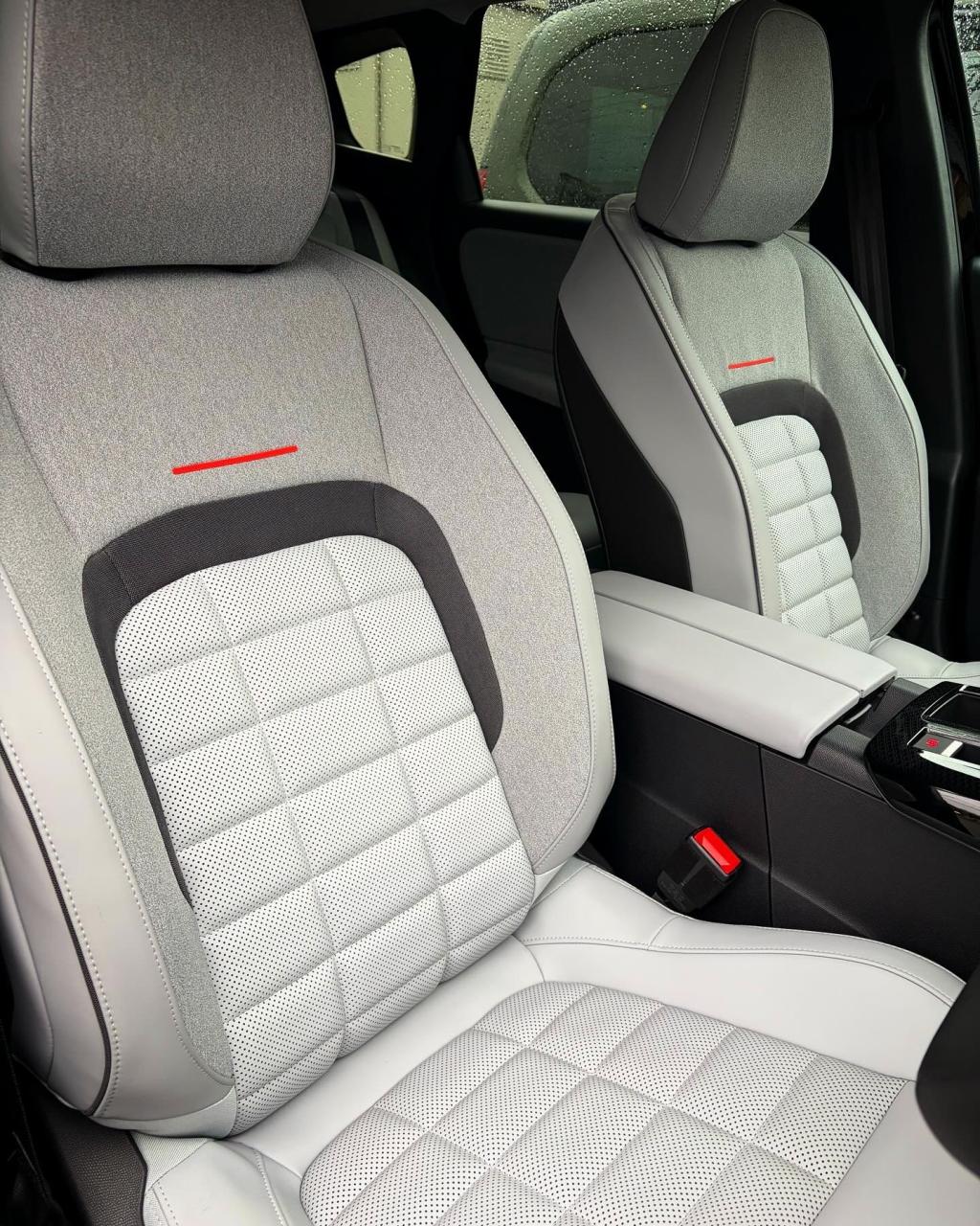 新型　C5　AIRCROSS☆